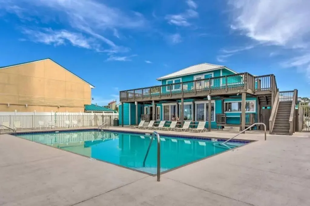 Holiday home Resort Gem W/ 2-Bedrooms And Easy Walk To Beach Panama City Beach
